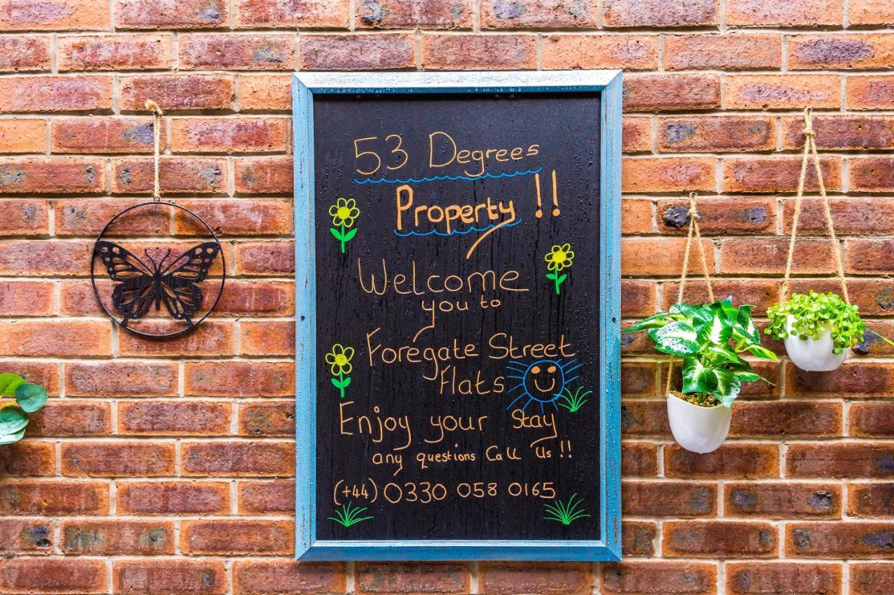 Bright 1-Bed Apartment In Chester By 53 Degrees Property, Ideal For Professionals & Couples, Great Location - Sleeps 4 Exterior foto
